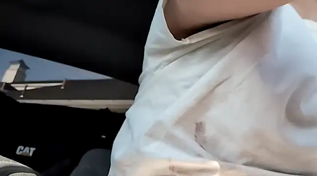 Snapshot of jwiththethickone413 chatting on 4, 3, 2025 jwiththethickone413 online show from 4, 3, 2025