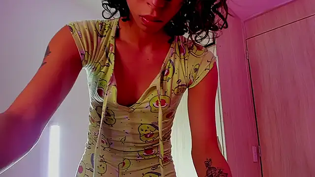 Bigcatalove online show from 24, 12, 2024