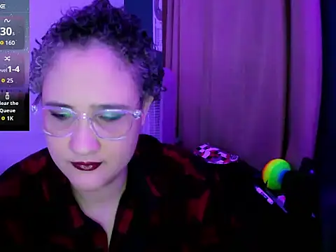 Snapshot of lolalicious_758 chatting on 26, 10, 2025 lolalicious 758 online show from 26, 10, 2025