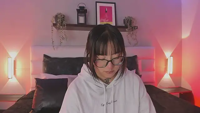 sofi bakerr online show from 2, 4, 2026