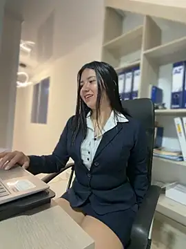 VAL PRINCESS online show from 5, 11, 2025