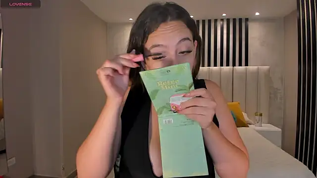 BellaRose X online show from 9, 4, 2026