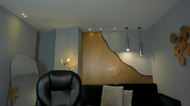 AliceHarper  online show from 14, 10, 2025