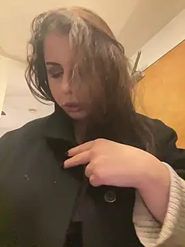 holyeroticss online show from 27, 12, 2024