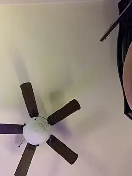 holyeroticss online show from 21, 12, 2025