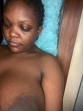 Snapshot of zonroe_the_big chatting on 9, 3, 2025 zonroe the big online show from 9, 3, 2025