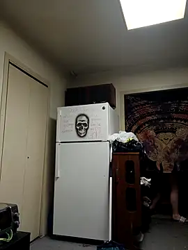 PhatAss Kummmilla online show from 10, 4, 2026