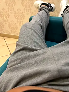 Snapshot of Teloficco chatting on 7, 12, 2024 Teloficco online show from 7, 12, 2024