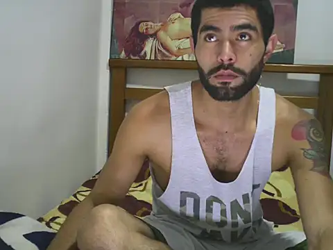 hideonbush051 online show from 6, 11, 2025