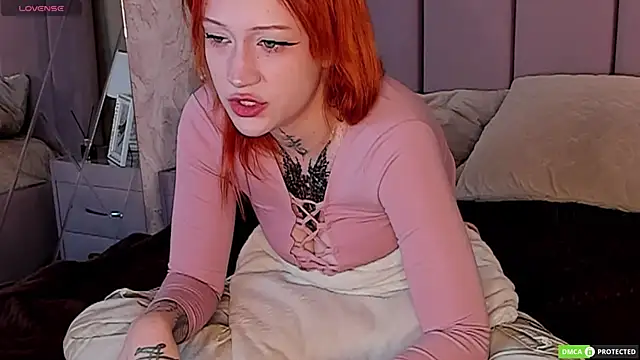 Eva Cramer online show from 6, 3, 2025