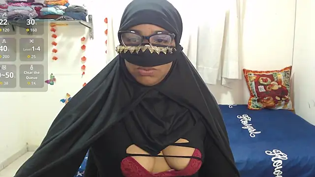 Snapshot of Aaliyah_brown chatting on 16, 10, 2025 Aaliyah brown online show from 16, 10, 2025