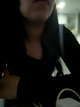 Snapshot of Salome_golvert chatting on 8, 11, 2025 Salome golvert online show from 8, 11, 2025