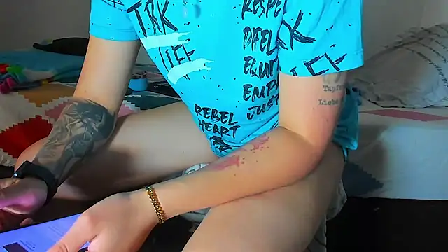 Snapshot of Sexyboy_666 chatting on 16, 12, 2025 Sexyboy 666 online show from 16, 12, 2025