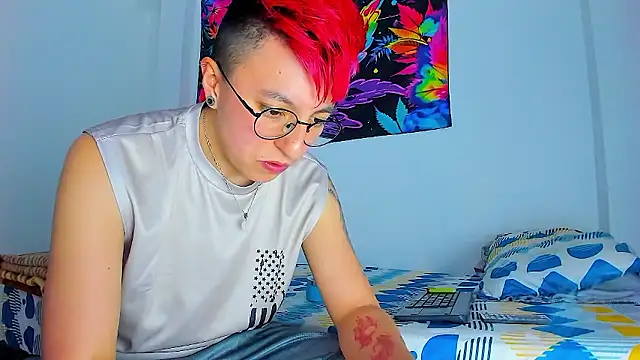 Snapshot of Sexyboy_666 chatting on 12, 1, 2026 Sexyboy 666 online show from 12, 1, 2026