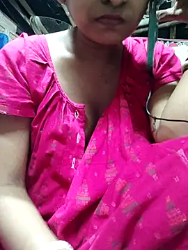 Snapshot of Bengoli--bhabhi chatting on 2, 3, 2025 Bengoli--bhabhi online show from 2, 3, 2025