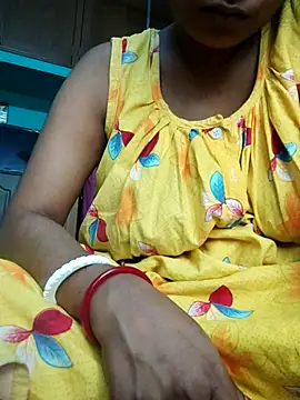 Snapshot of Bengoli--bhabhi chatting on 5, 3, 2025 Bengoli--bhabhi online show from 5, 3, 2025