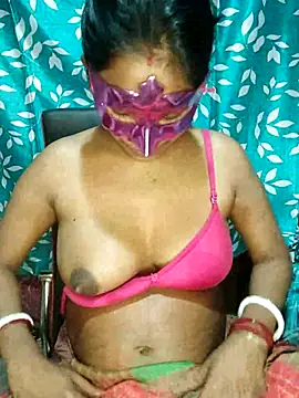 Snapshot of Bengoli--bhabhi chatting on 7, 3, 2025 Bengoli--bhabhi online show from 7, 3, 2025