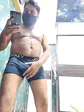 Snapshot of Daddy_inurhouse chatting on 22, 10, 2025 Daddy inurhouse online show from 22, 10, 2025