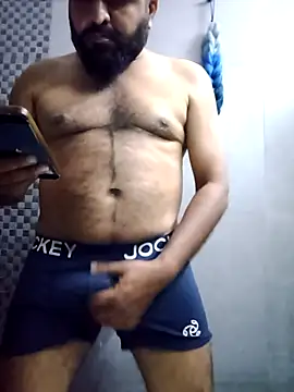 Snapshot of Daddy_inurhouse chatting on 6, 11, 2025 Daddy inurhouse online show from 6, 11, 2025