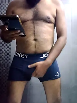 Snapshot of Daddy_inurhouse chatting on 8, 11, 2025 Daddy inurhouse online show from 8, 11, 2025