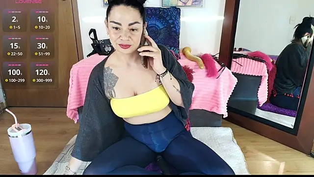 Ginna--mia online show from 5, 4, 2026