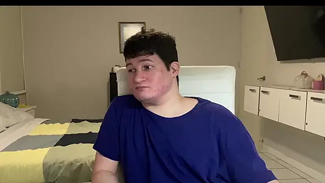 Snapshot of Lorenzo_hernandez chatting on 4, 11, 2025 Lorenzo hernandez online show from 4, 11, 2025