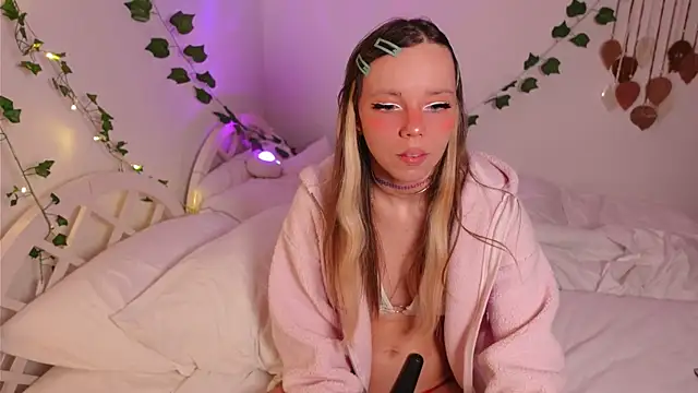 Snapshot of Ayra_Lust chatting on 28, 9, 2025 Ayra Lust online show from 28, 9, 2025