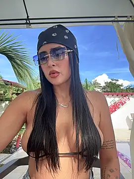 Snapshot of Alexandra_duque chatting on 26, 10, 2025 Alexandra duque online show from 26, 10, 2025