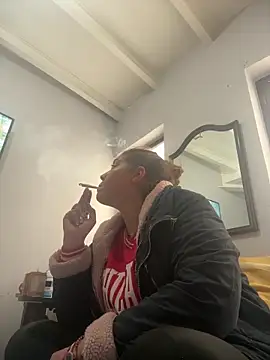 Snapshot of andreinitahg chatting on 17, 3, 2025 andreinitahg online show from 17, 3, 2025