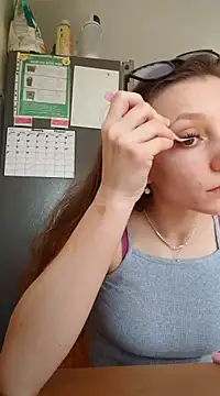 Milky flexy cat online show from 9, 3, 2025