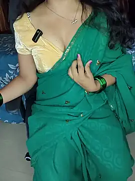 Snapshot of Tanvi-patil chatting on 29, 12, 2024 Tanvi-patil online show from 29, 12, 2024