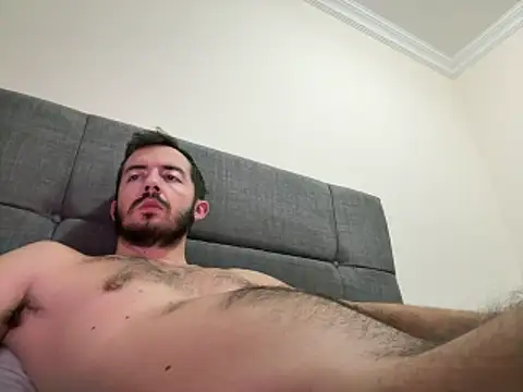 laynufff online show from 10, 3, 2026