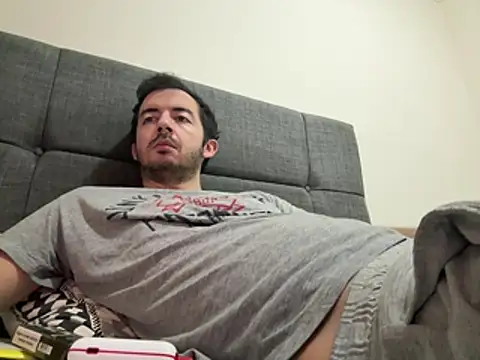 laynufff online show from 23, 5, 2026