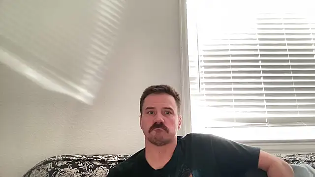 Snapshot of steelwood303 chatting on 3, 12, 2025 steelwood303 online show from 3, 12, 2025