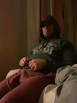 Snapshot of FumesClouds chatting on 22, 12, 2024 FumesClouds online show from 22, 12, 2024