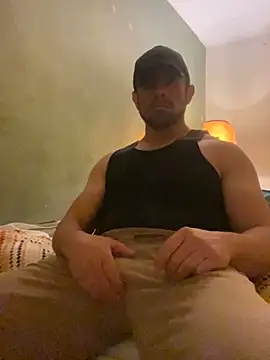 Snapshot of FumesClouds chatting on 22, 1, 2025 FumesClouds online show from 22, 1, 2025