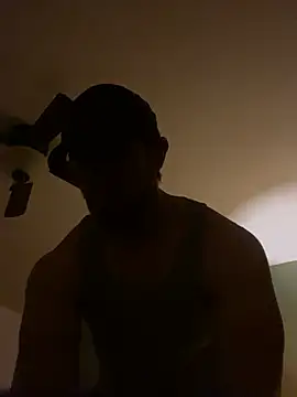 Snapshot of FumesClouds chatting on 1, 2, 2025 FumesClouds online show from 1, 2, 2025