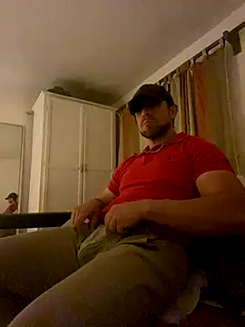 Snapshot of FumesClouds chatting on 31, 10, 2025 FumesClouds online show from 31, 10, 2025