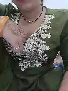 Snapshot of Simaran_bhabhi chatting on 14, 7, 2026 Simaran bhabhi online show from 14, 7, 2026