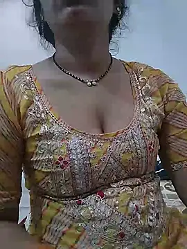 Snapshot of Simaran_bhabhi chatting on 17, 7, 2026 Simaran bhabhi online show from 17, 7, 2026