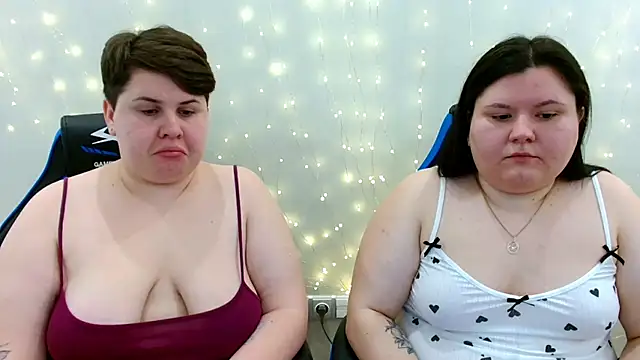 BeckyAndHellen online show from 28, 2, 2026