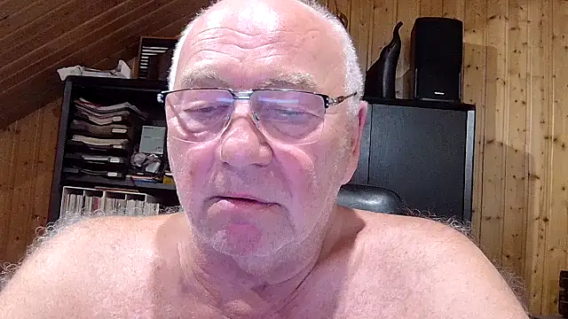 Snapshot of biggandybig chatting on 15, 7, 2026 biggandybig online show from 15, 7, 2026
