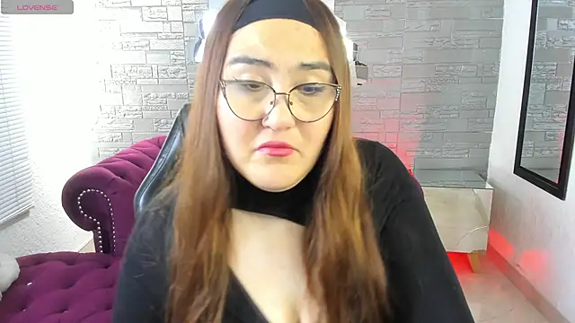 conniejames m online show from 22, 9, 2025