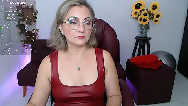 Snapshot of ana_milf chatting on 30, 4, 2026 ana milf online show from 30, 4, 2026