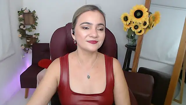 Snapshot of ana_milf chatting on 10, 6, 2026 ana milf online show from 10, 6, 2026