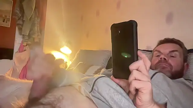 Snapshot of toptugger chatting on 18, 11, 2025 toptugger online show from 18, 11, 2025