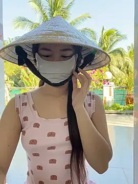 BabyThree  online show from 28, 2, 2025