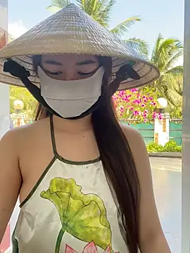 BabyThree  online show from 4, 3, 2025