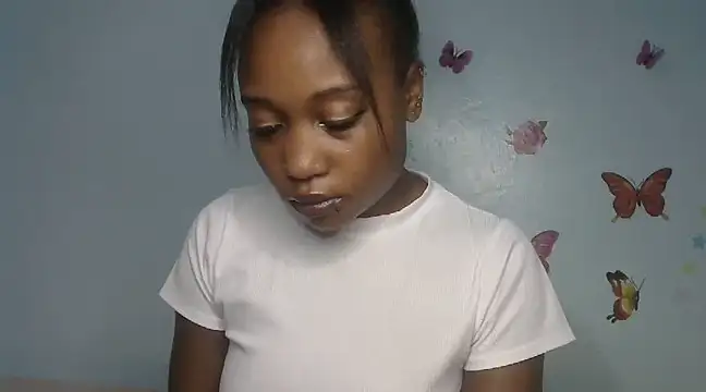 laetitia  online show from 6, 3, 2025