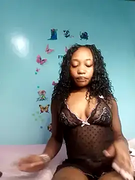 laetitia  online show from 12, 3, 2025